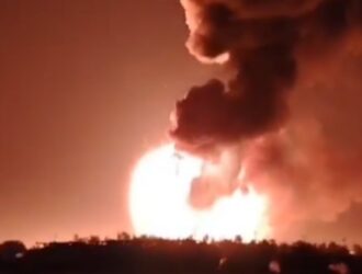 Grave explosión en zona industrial sacude área cercana al aeropuerto: 22 heridos en emergencia